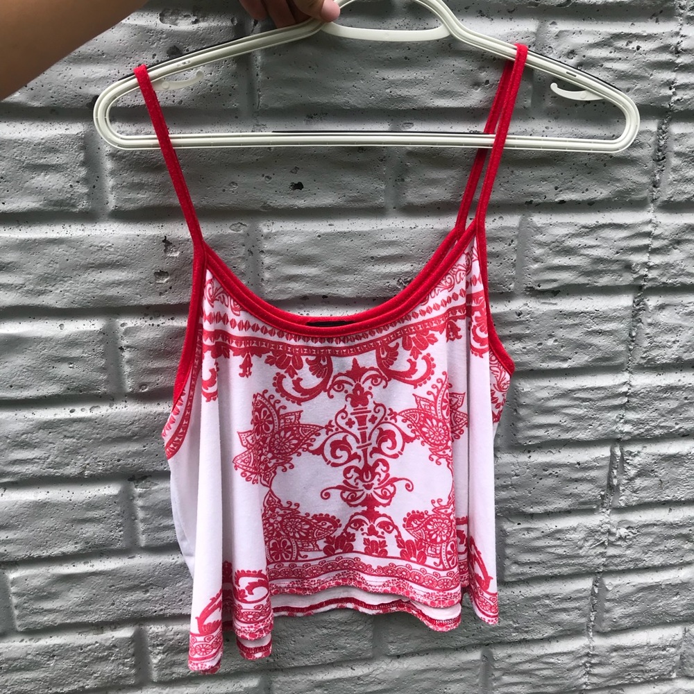 Crop top